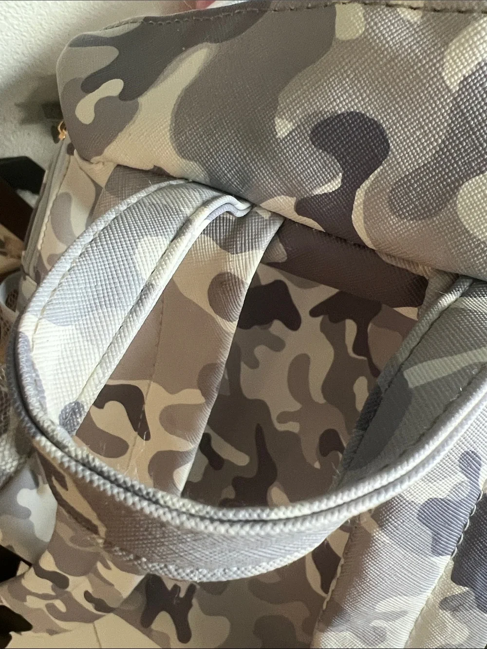 Camouflage Shark-Tooth Backpack for kids - Gray & White with Red Accent